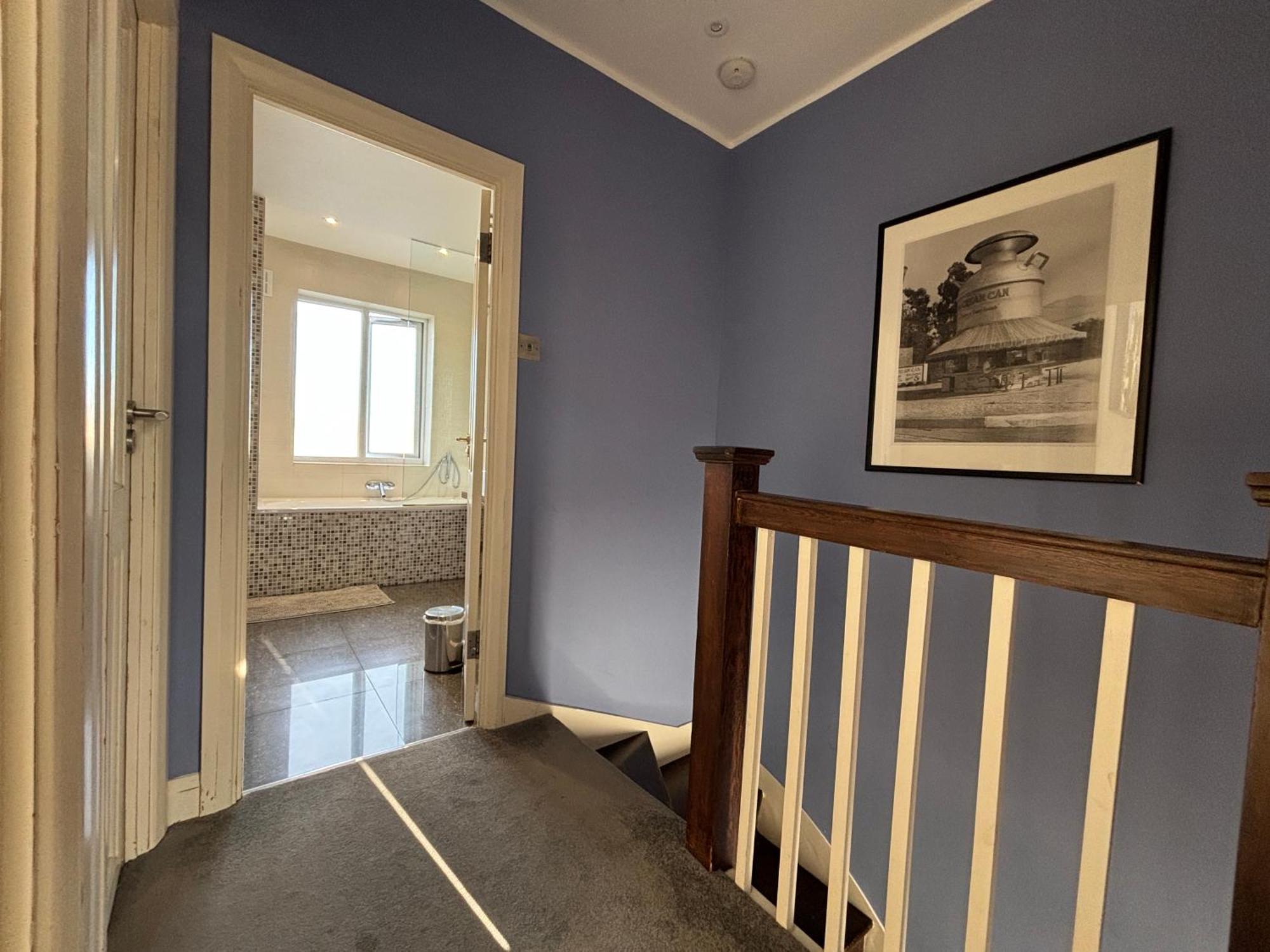 Entire House Floor Perfect For Couples & Freelancers - Available For Single Too Londres Exterior foto